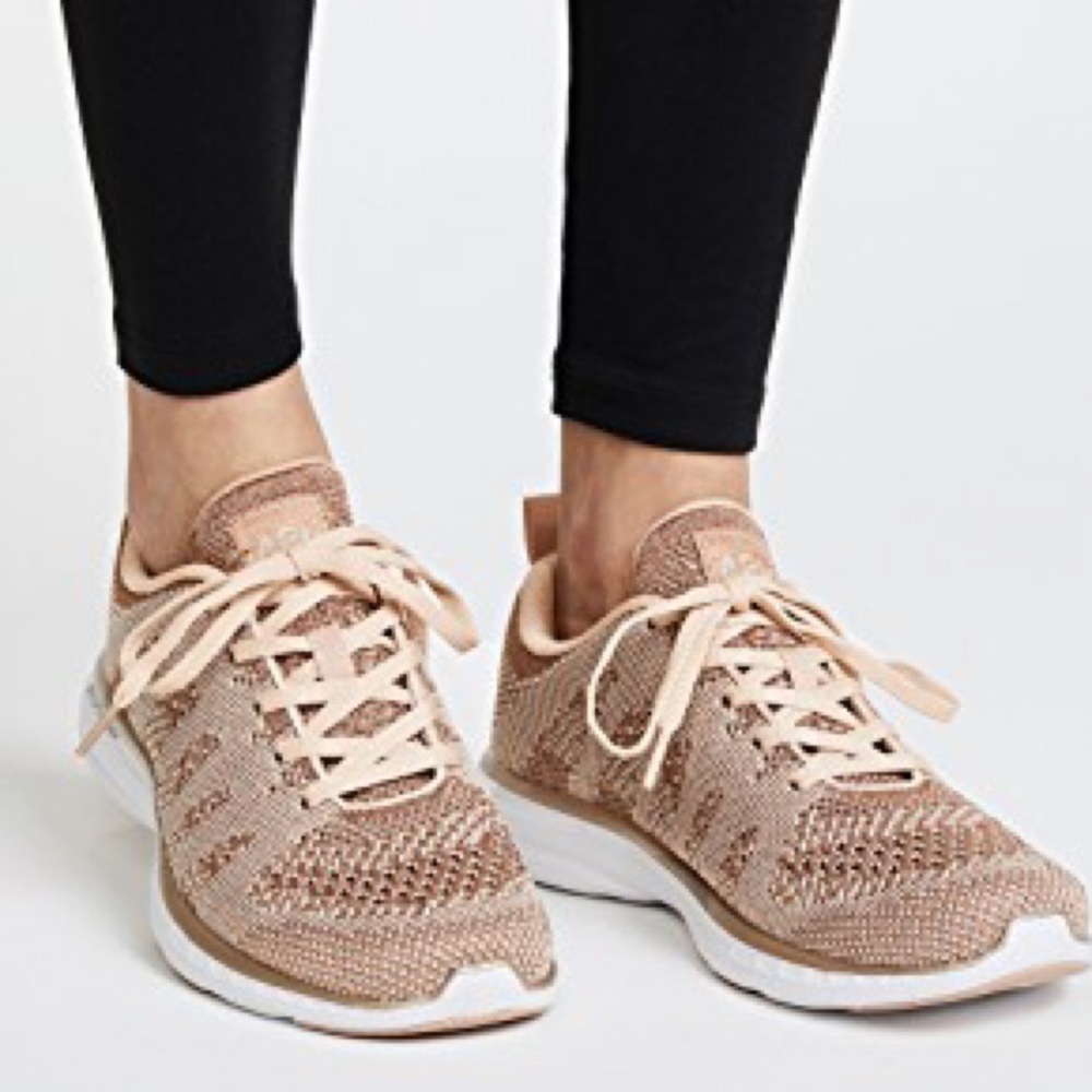 Rose gold tech loom APL